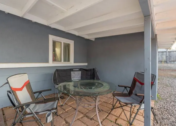 3br Retreat In With Plenty Of Space And Fun