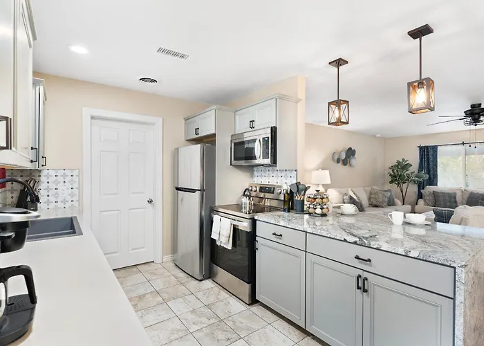 3br Retreat In With Plenty Of Space And Fun * Cottonwood