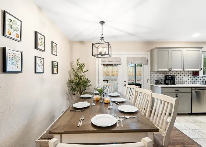 3br Retreat In With Plenty Of Space And Fun Holiday home Cottonwood