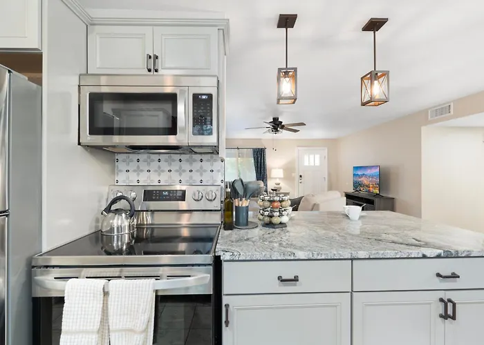 Holiday home 3br Retreat In With Plenty Of Space And Fun